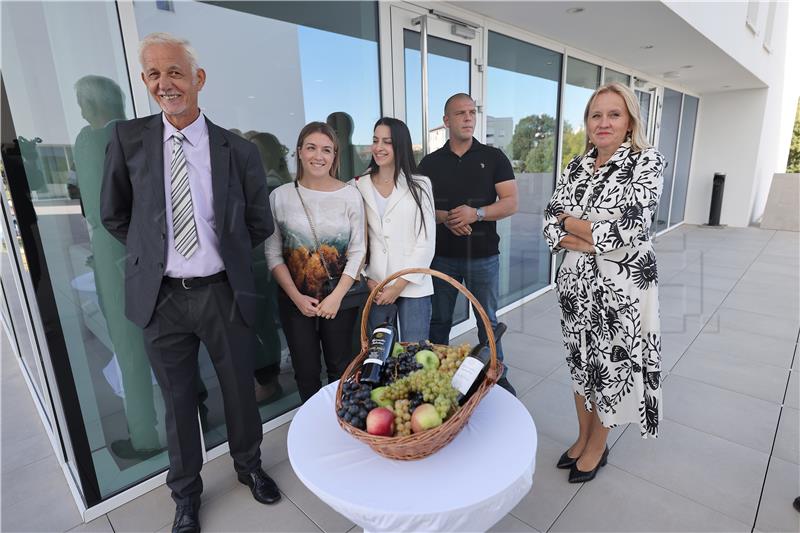 Zadar: Premijer Plenković na otvorenju Studentskog doma i restorana Diadora