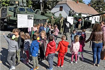 Obilježavanje 30. godišnjice ustroja 5. gardijske brigade „Sokolovi“