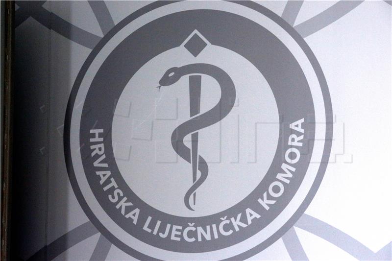 HLK: End discrimination against doctors in collective bargaining