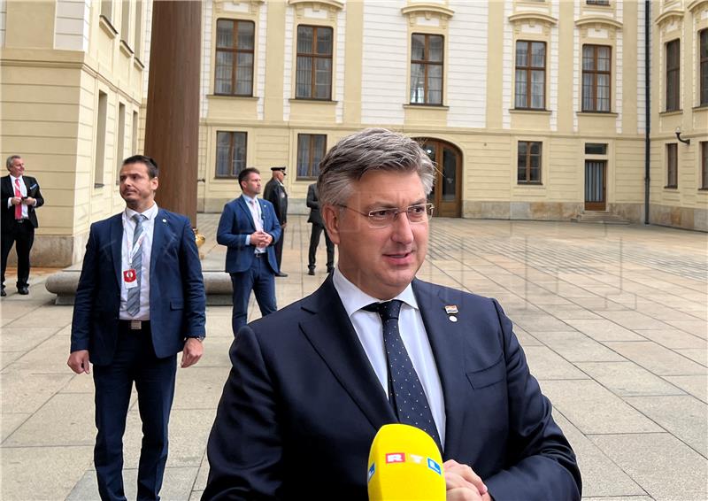 Plenković u Pragu imao niz bilateralnih susreta