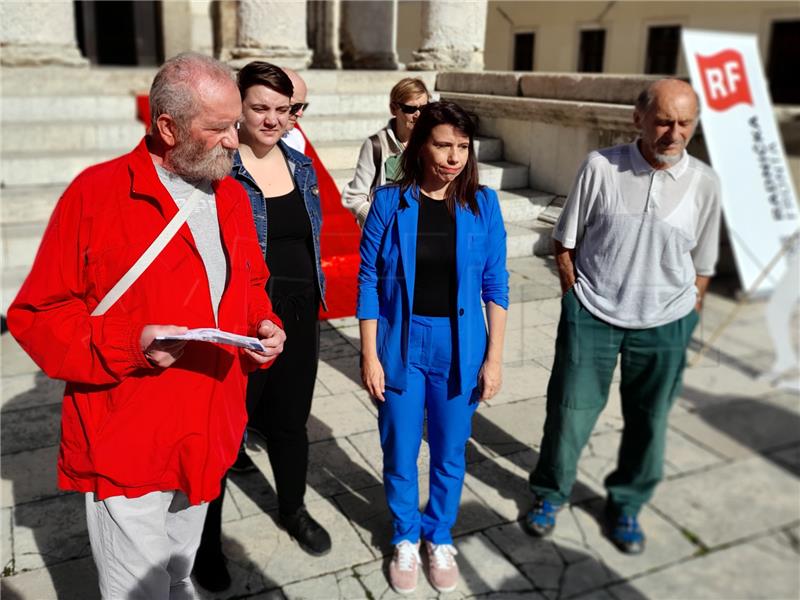 Konferencija za medije Radničke fronte na temu referenduma ZA Lungomare