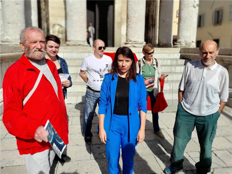 Konferencija za medije Radničke fronte na temu referenduma ZA Lungomare