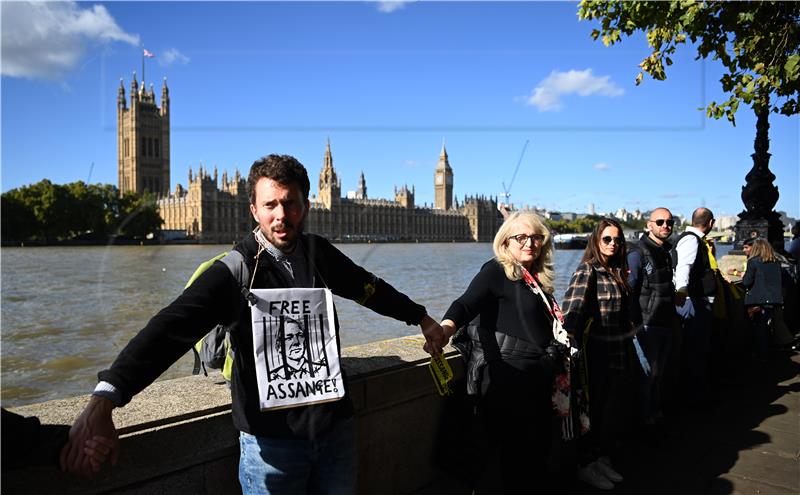 BRITAIN JULIAN ASSANGE PROTEST