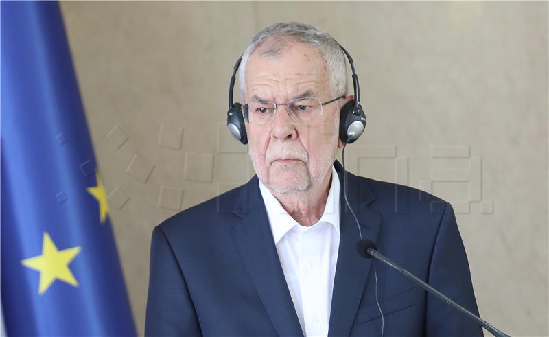 Austrijanci u nedjelju izlaze na predsjedničke izbore, Van der Bellen favorit