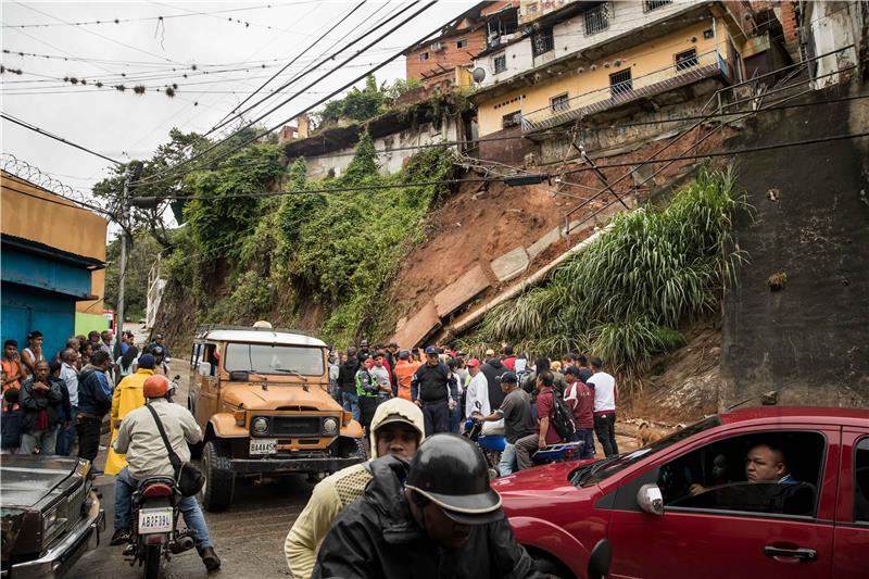 Venezuela: 22 mrtva i više od 50 nestalih u odronu