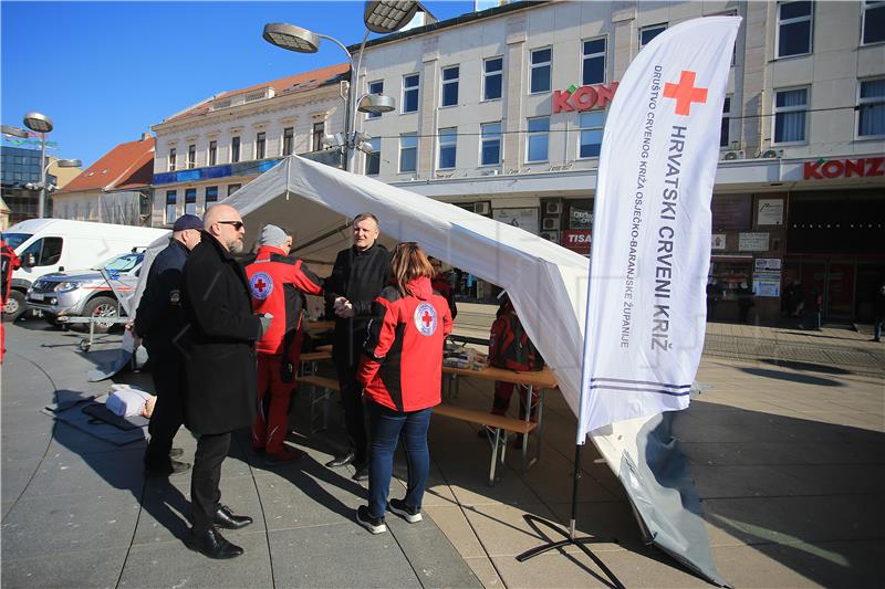 Osijek: Akcija Crvenog križa "Solidarnost na djelu"