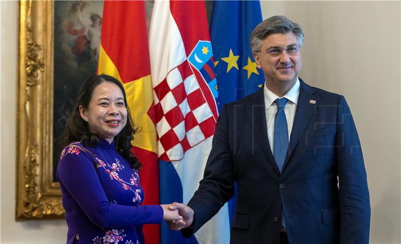 Croatian PM receives Vietnam's vice president