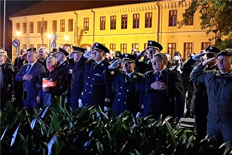 U Vukovaru prisjećanje na 97 ubijenih policajaca u obrani grada na Dunavu