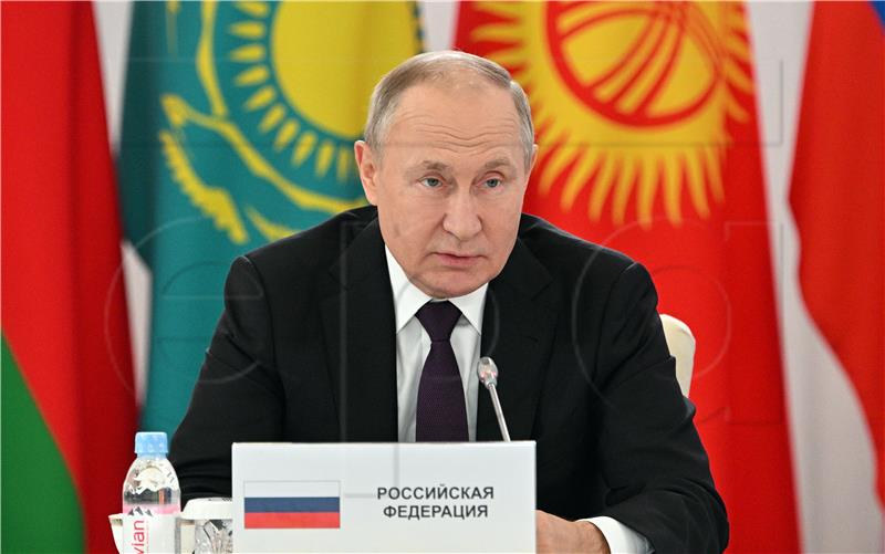 Putin: Nema potrebe za novim masovnim udarima na Ukrajinu