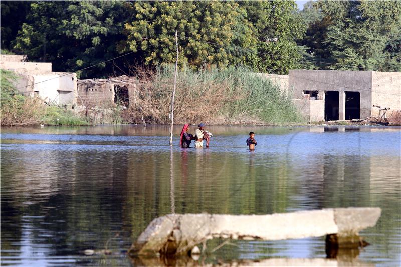 PAKISTAN FLOOD