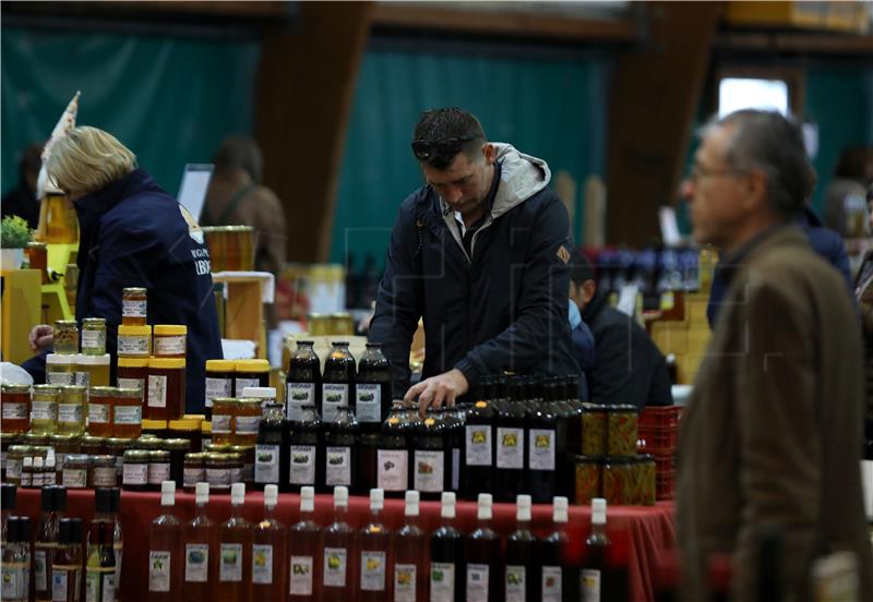 Tomašević i Tomljenović na Danima hrane i tradicijskih proizvoda