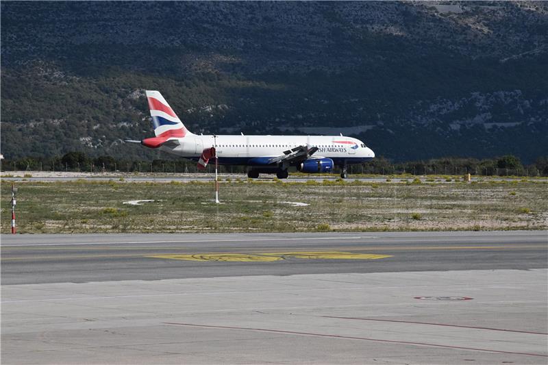 Doček dvomilijunte putnice u Zračnoj luci Dubrovnik