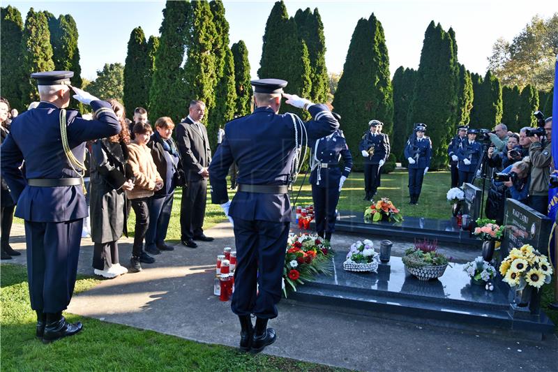 Vukovar: Počelo obilježavanje pogibije Blage Zadre i Alfreda Hilla