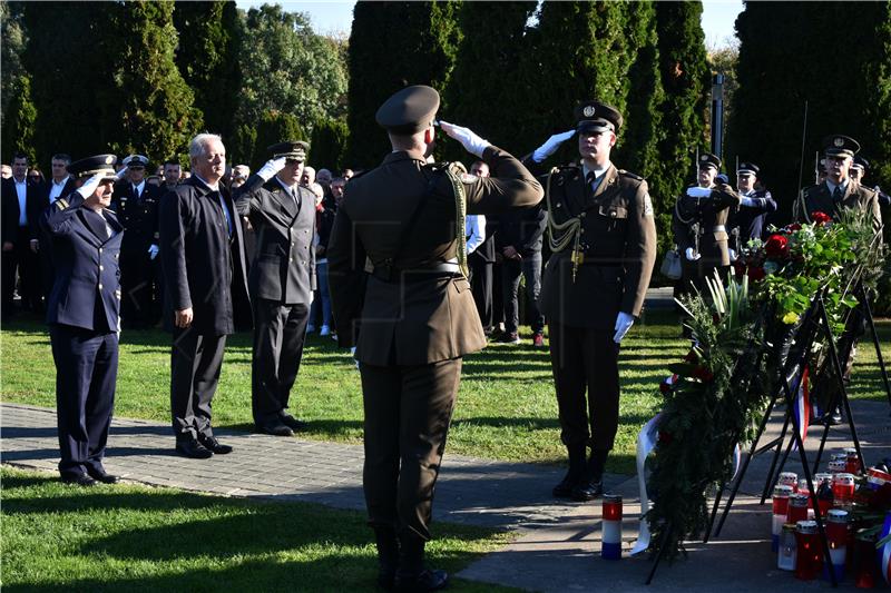 Položeni vijenci na grobu general-bojnika Blage Zadre