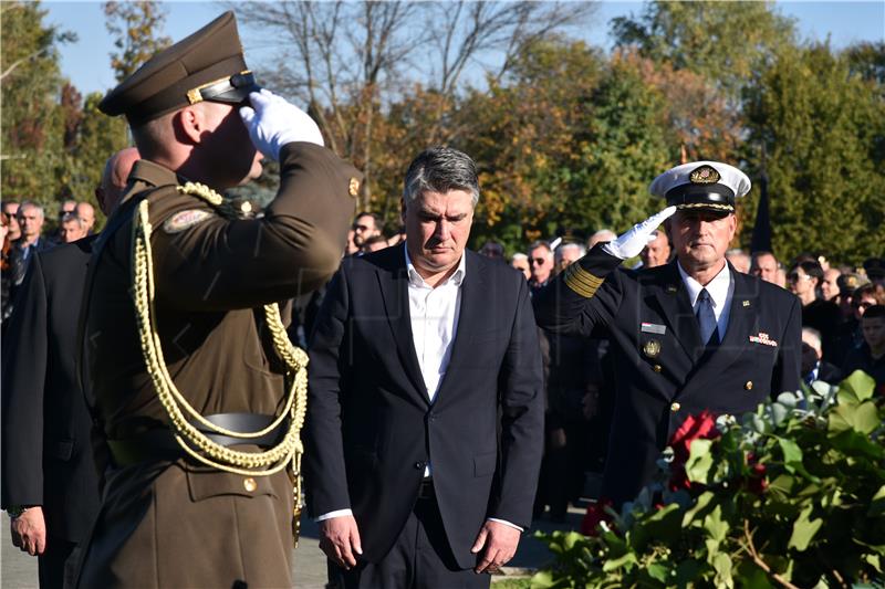 Položeni vijenci na grobu general-bojnika Blage Zadre