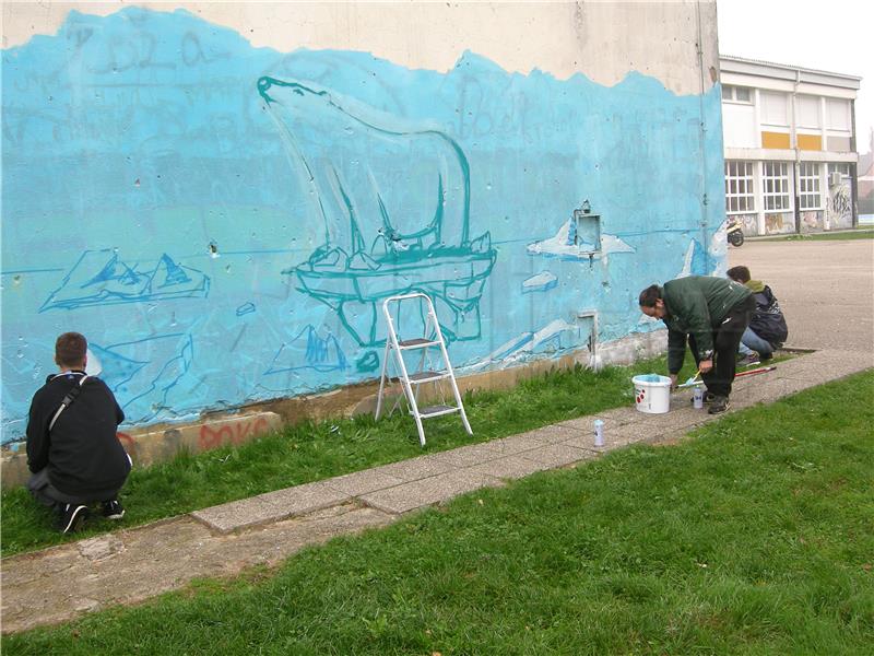 Sisak dobio mural koji upozorava na klimatske promjene 