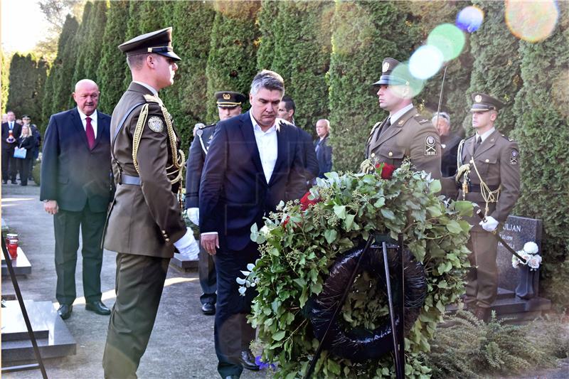 Milanović: Hrvatska ne zaboravlja svoje heroje