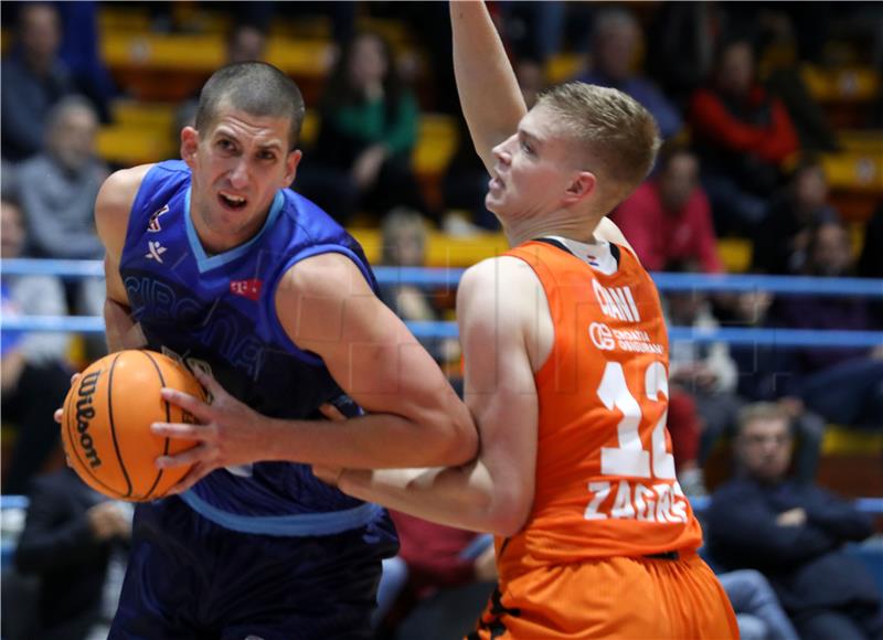 Utakmica 3. kola prvenstva Hrvatske za košarkaše: Cedevita Junior - Cibona