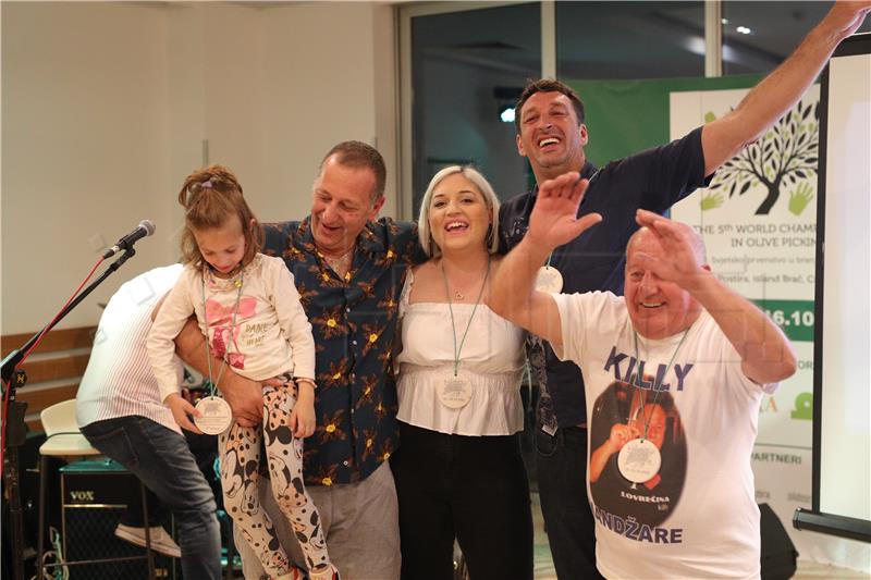 Hrvatska viceprvak svijeta u branju maslina, Poljaci opet prvi, a brali i "nomadi"