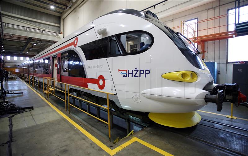 €10 monthly rail fare available for 113,000 undergraduates in Croatia