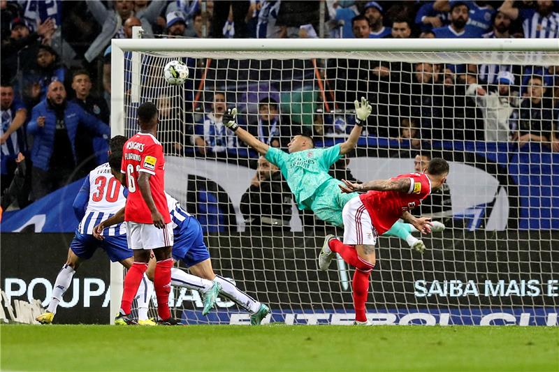 PORTUGAL SOCCER FIRST LEAGUE