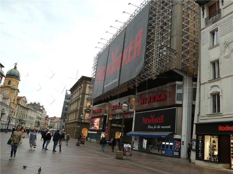 Rijeka: Dojava o postavljenoj bombi u trgovačkom centru