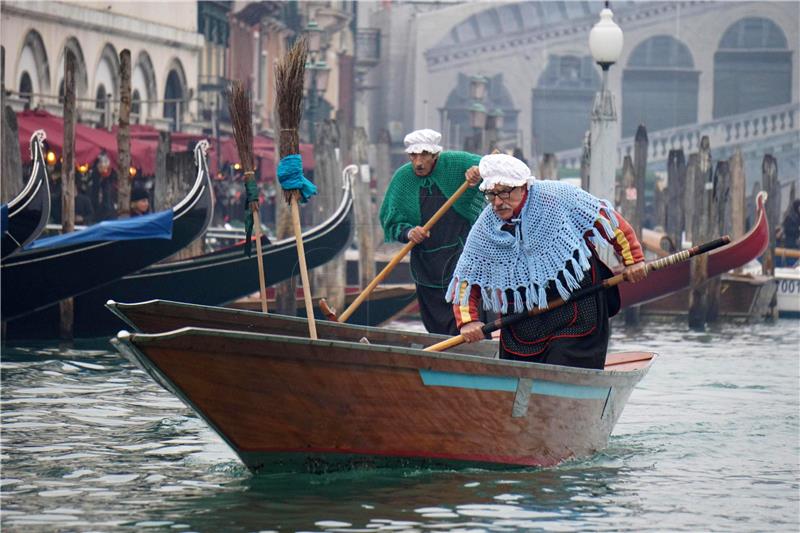 Dvojica turista ukrala gondolu u Veneciji