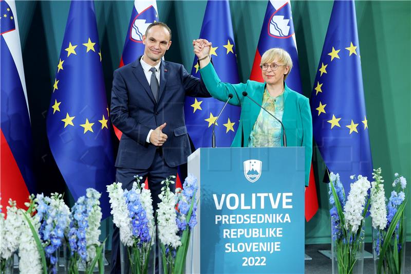 Slovenski izbori: Logaru najviše glasova, u drugom krugu s Pirc Musar