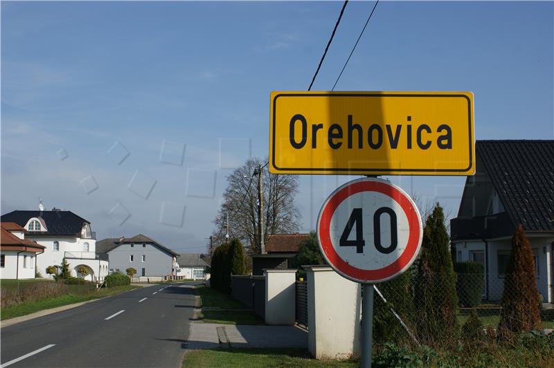 Žele li Romi dvojezične ploče u općini Orehovici u Međimurju