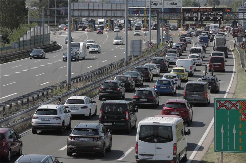 Uoči produljenog vikenda očekuju se gužve