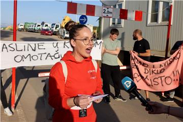 Održan prosvjed građana ispred zadarskog odlagališta otpada