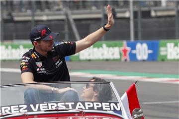 VN Meksika: Verstappen novi rekorder sa 14 pobjeda u sezoni