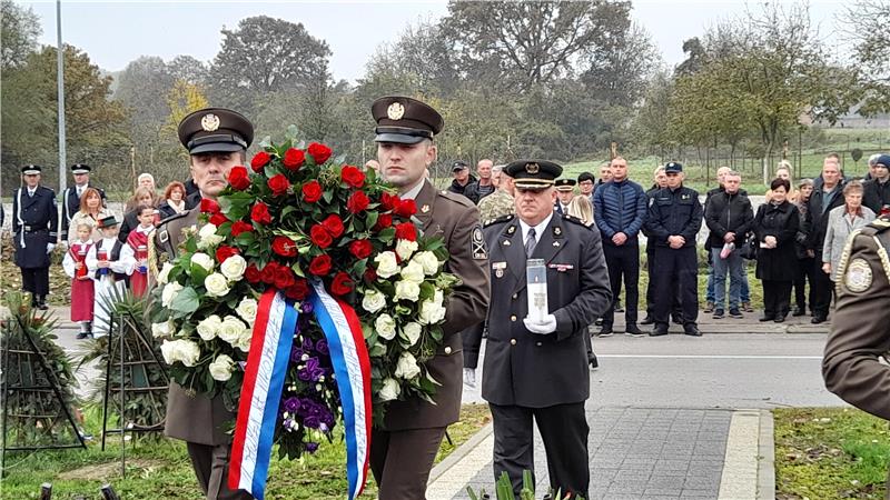 Obilježena 31. obljetnica stradanja vukovarskog naselja Lužac