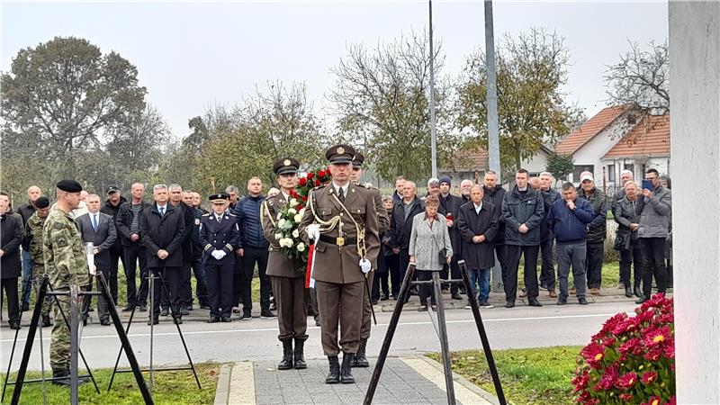 Obilježena 31. obljetnica stradanja vukovarskog naselja Lužac