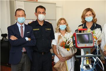 Splitski vatrogasci bolnici donirali mobilni respirator