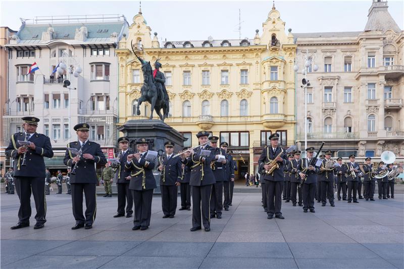 Koncert vojnih orkestara Hrvatske i Austrije