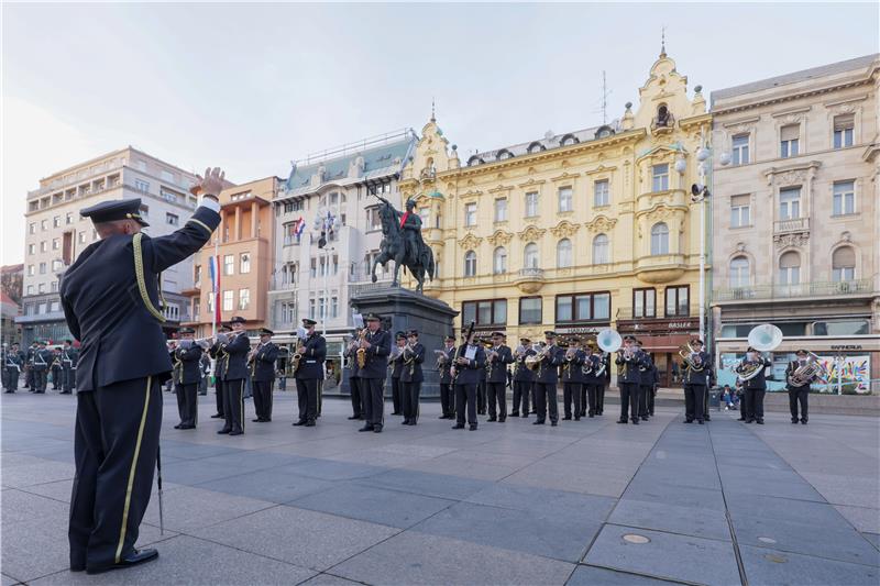 Koncert vojnih orkestara Hrvatske i Austrije