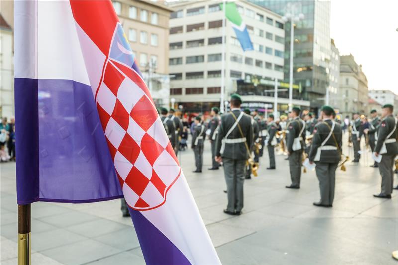 Koncert vojnih orkestara Hrvatske i Austrije