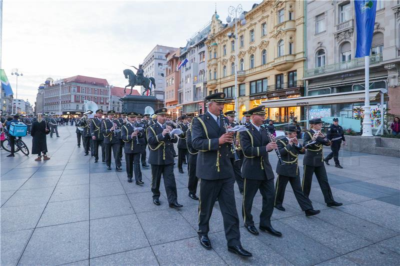 Koncert vojnih orkestara Hrvatske i Austrije