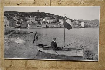 Dubrovnik - Izložba fotografija „Oteto od tmine“