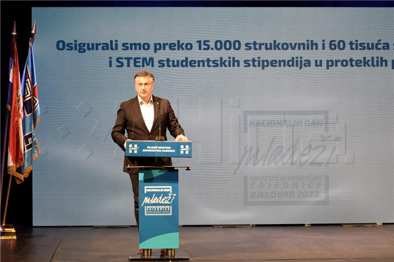 Svečano otvoren Nacionalni dan Mladeži HDZ-a, nazočni Plenković i Jandroković