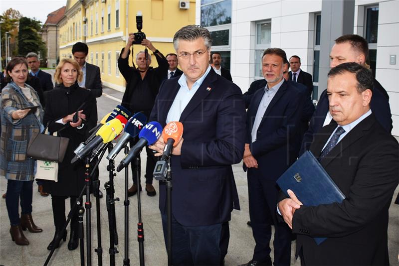 Plenković, Jandroković i Beroš obišli novoizgrađenu zgradu Opće bolnice Bjelovar