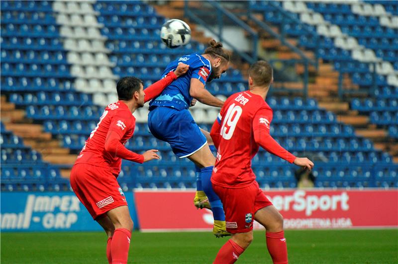 Kup - Osijek pobijedio Varaždin u susretu sa četiri crvena kartona