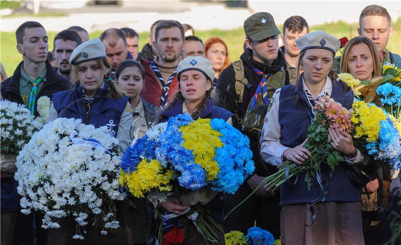 Podoljak: Prerano je govoriti o ruskom povlačenju iz Hersona