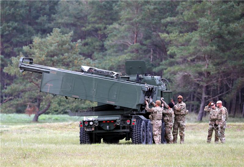 Litva će kupiti osam američkih sustava HIMARS