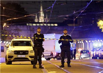 Policajac ubijen u napadu nožem u Bruxellesu, mogući motiv terorizam