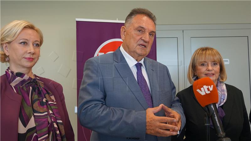 HDZ trying to keep anti-constitutional election model at state level, Čačić says