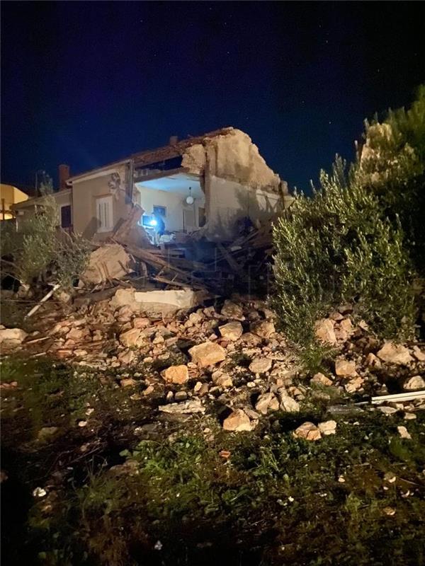 U eksploziji u središtu Preka na otoku Ugljanu ozlijeđena jedna osoba