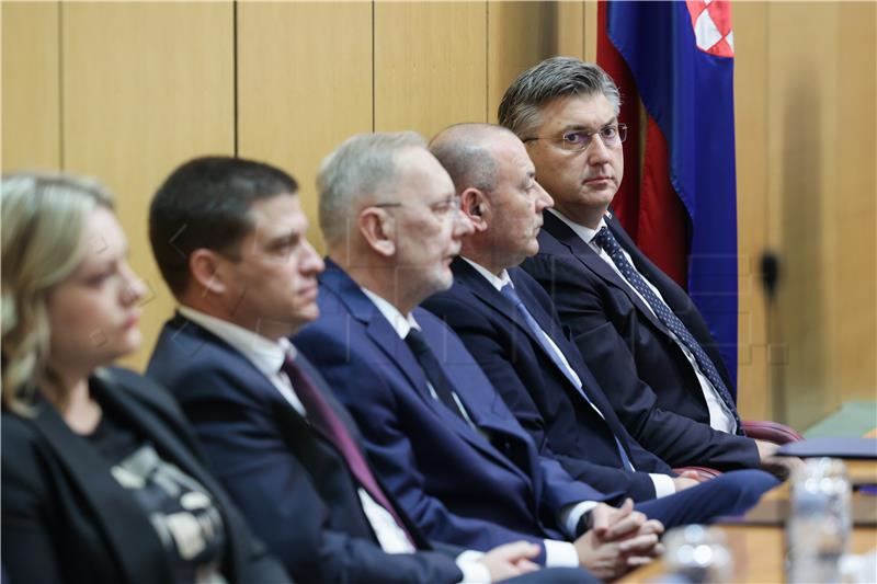 Plenković: Energetska kriza stavila u fokus zelenu tranziciju