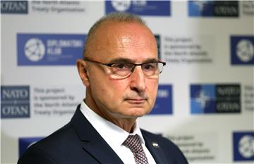 Grlić Radman: Nije točno ono čime Milanović "plaši javnost"